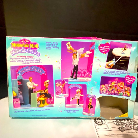 MELANIE’S MALL VINTAGE 1997 MELANIE ON ICE w/ ORIGINAL BOX - Picture 12 of 16